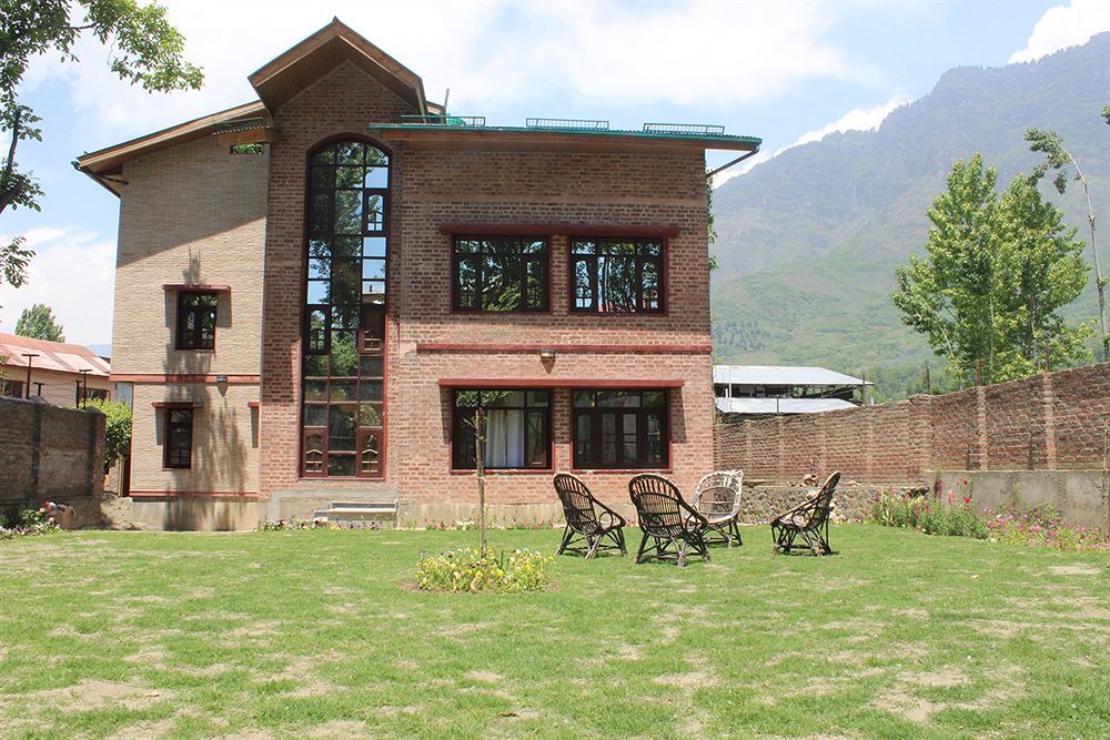 Sheesha Residency Hotel Srīnagar Exterior foto
